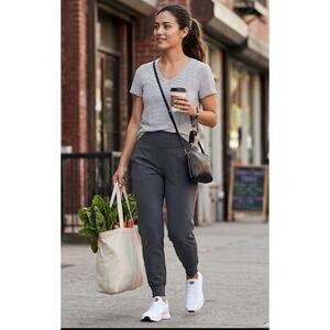 Lululemon Gray White Striped Nautical V-Neck Short Sleeve Tee Medium Casual